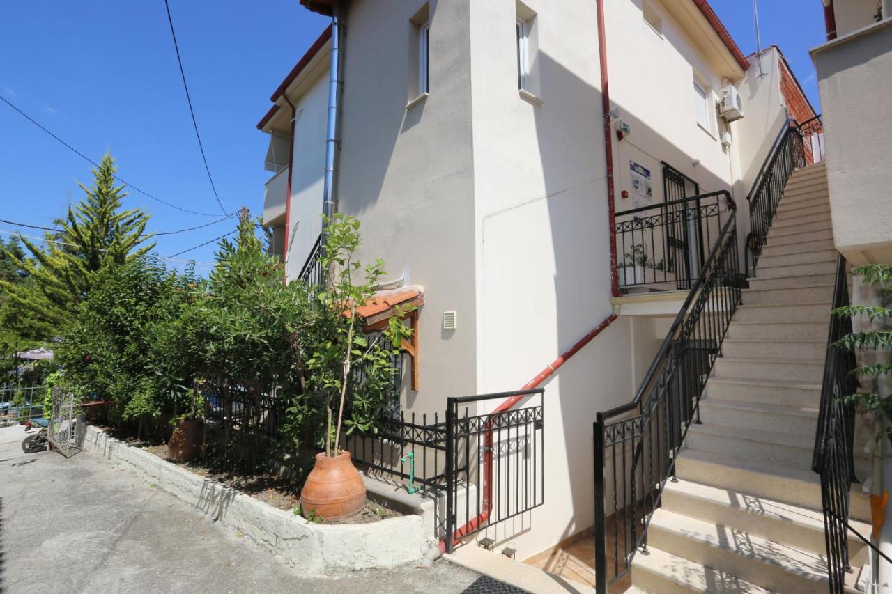 Palia Platia Apartments Pefkochori Exterior foto